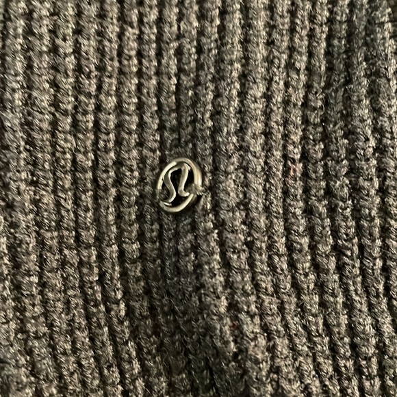 Lululemon Athletica The Sweater Life charcoal gray v-neck knit tunic sweater - Picture 8 of 9